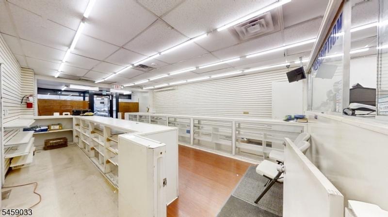Store