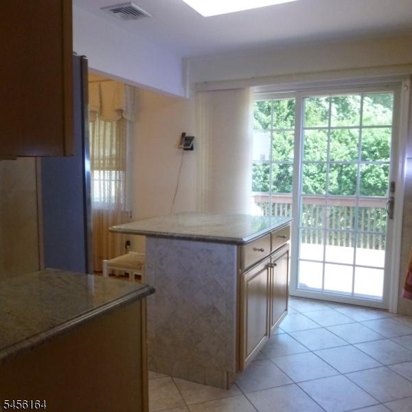 Kitchen- Island