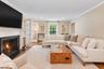 7 - Living Room (2 of 5)