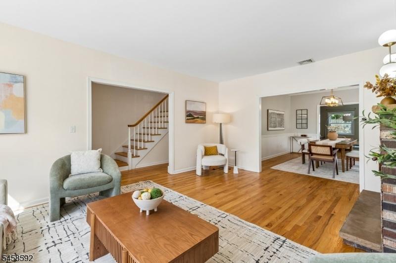 Family Room 4