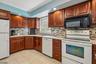 Eat-In Kitchen