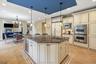 Eat-in gourmet kitchen