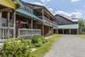 Breezeway to Guest Lodge