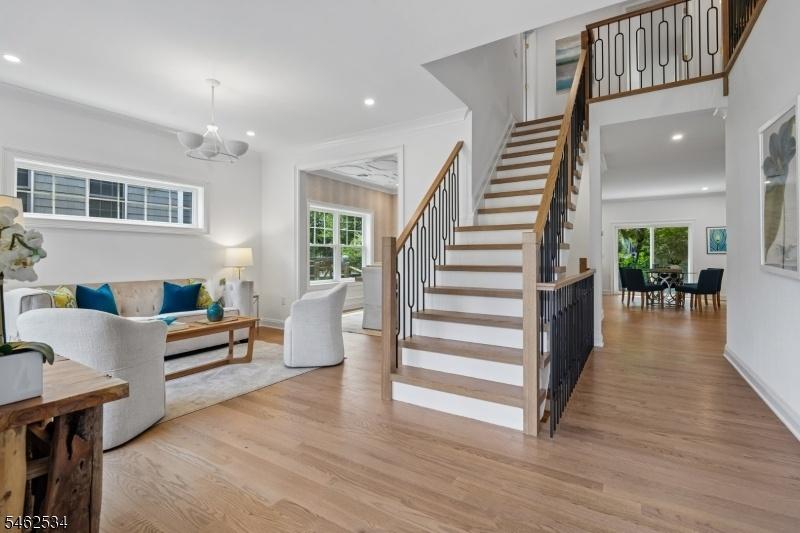 Entrance living room to left