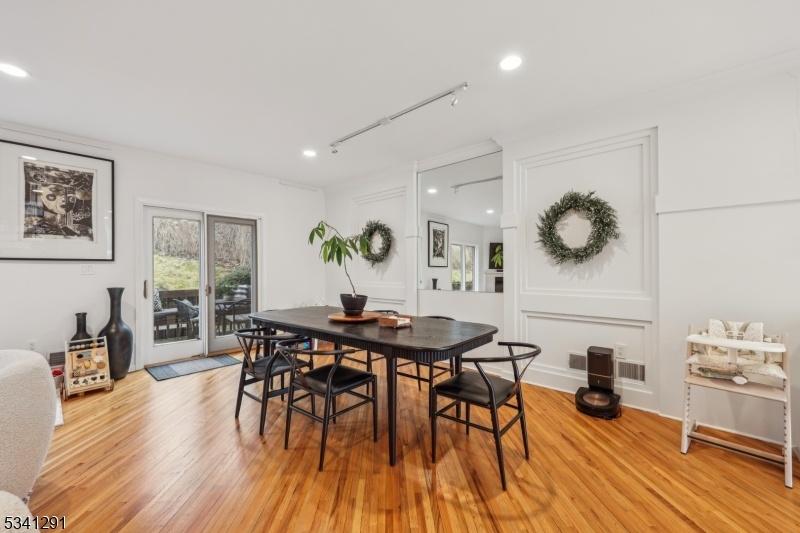 Dining Room w/ Sliders to Deck