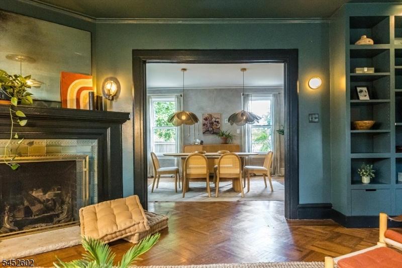 Living Room / Dining room
