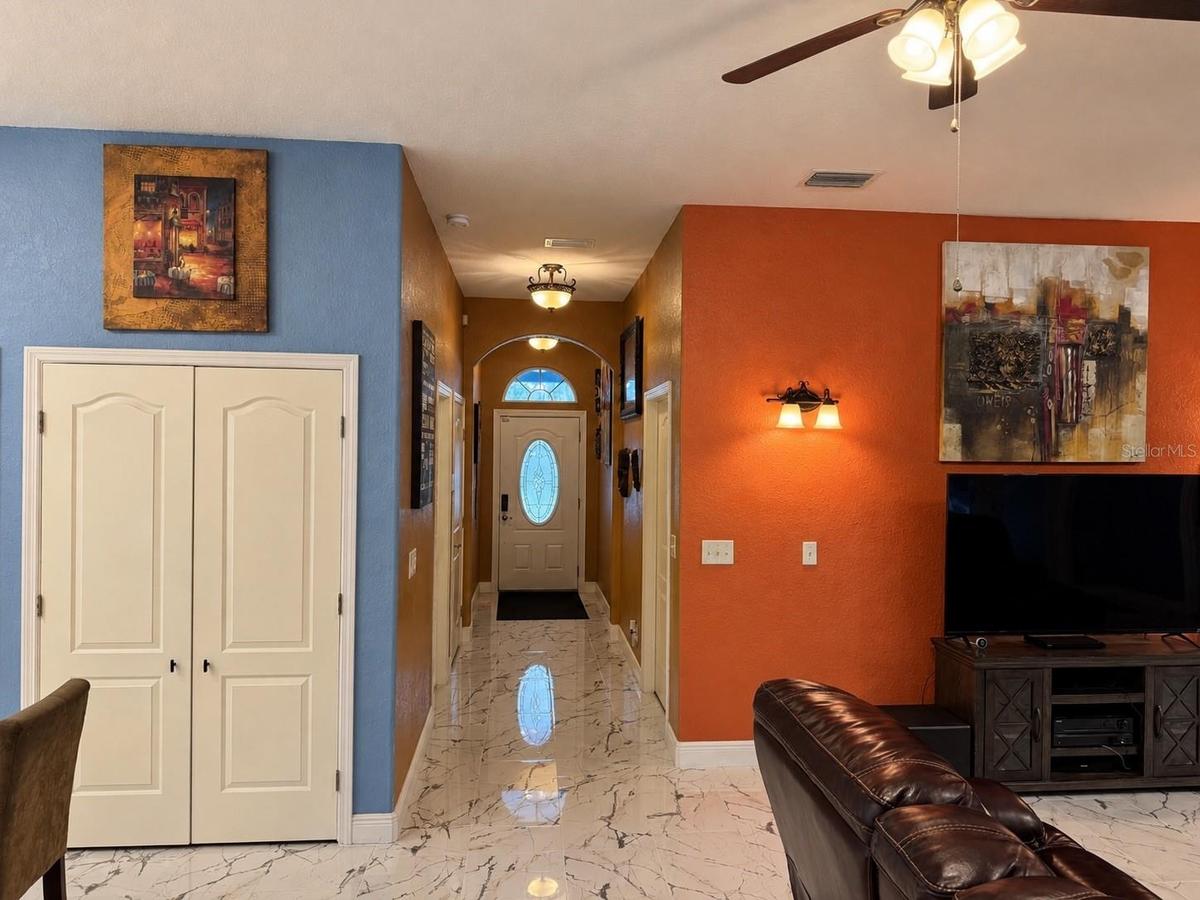 Living room to the right, kitchen to the left - Open floor plan