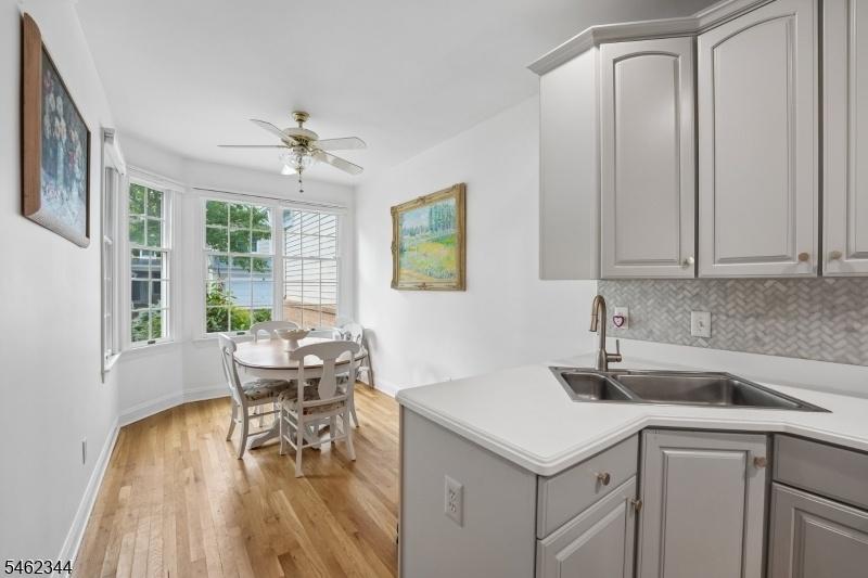Breakfast nook