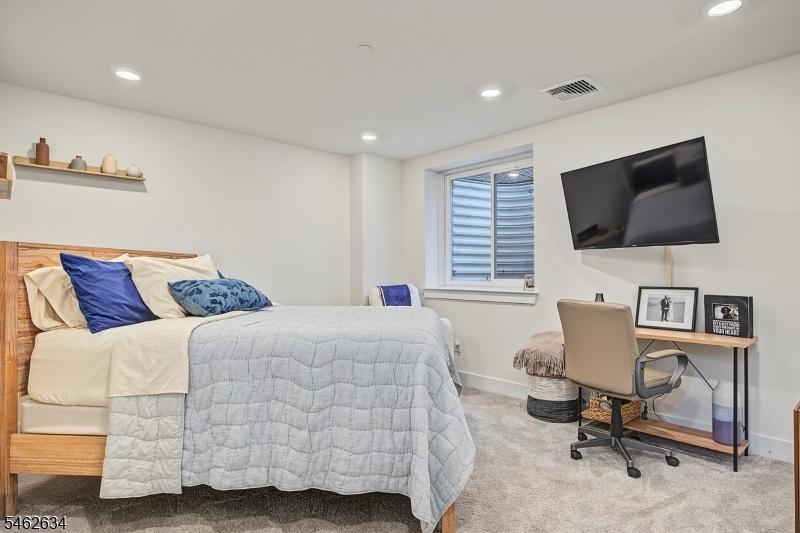 Lower Level Bonus Room