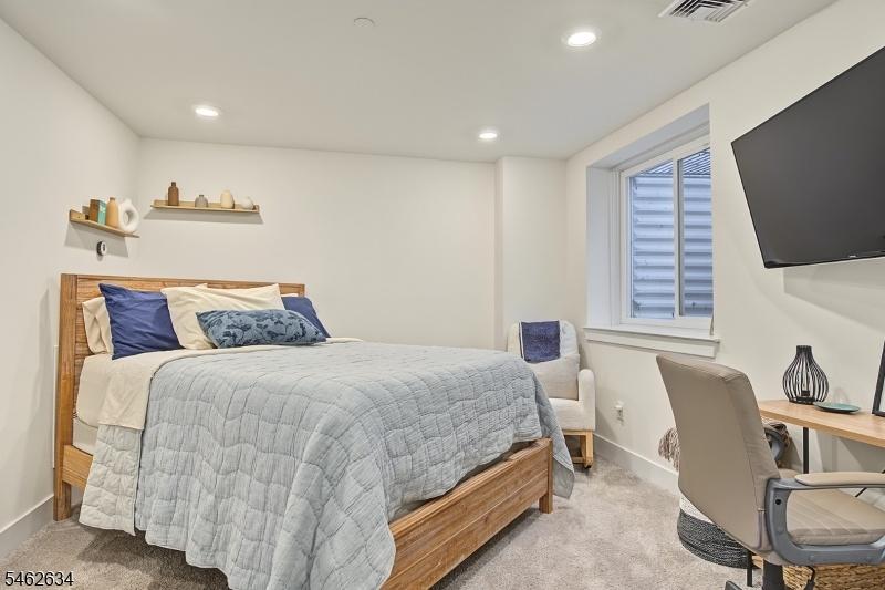 Lower Level Bonus Room
