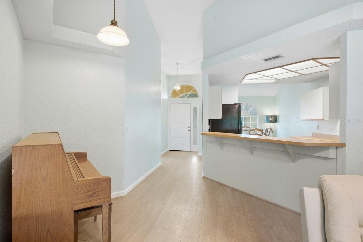 Great kitchen with plenty of space for prep, cooking and hosting!