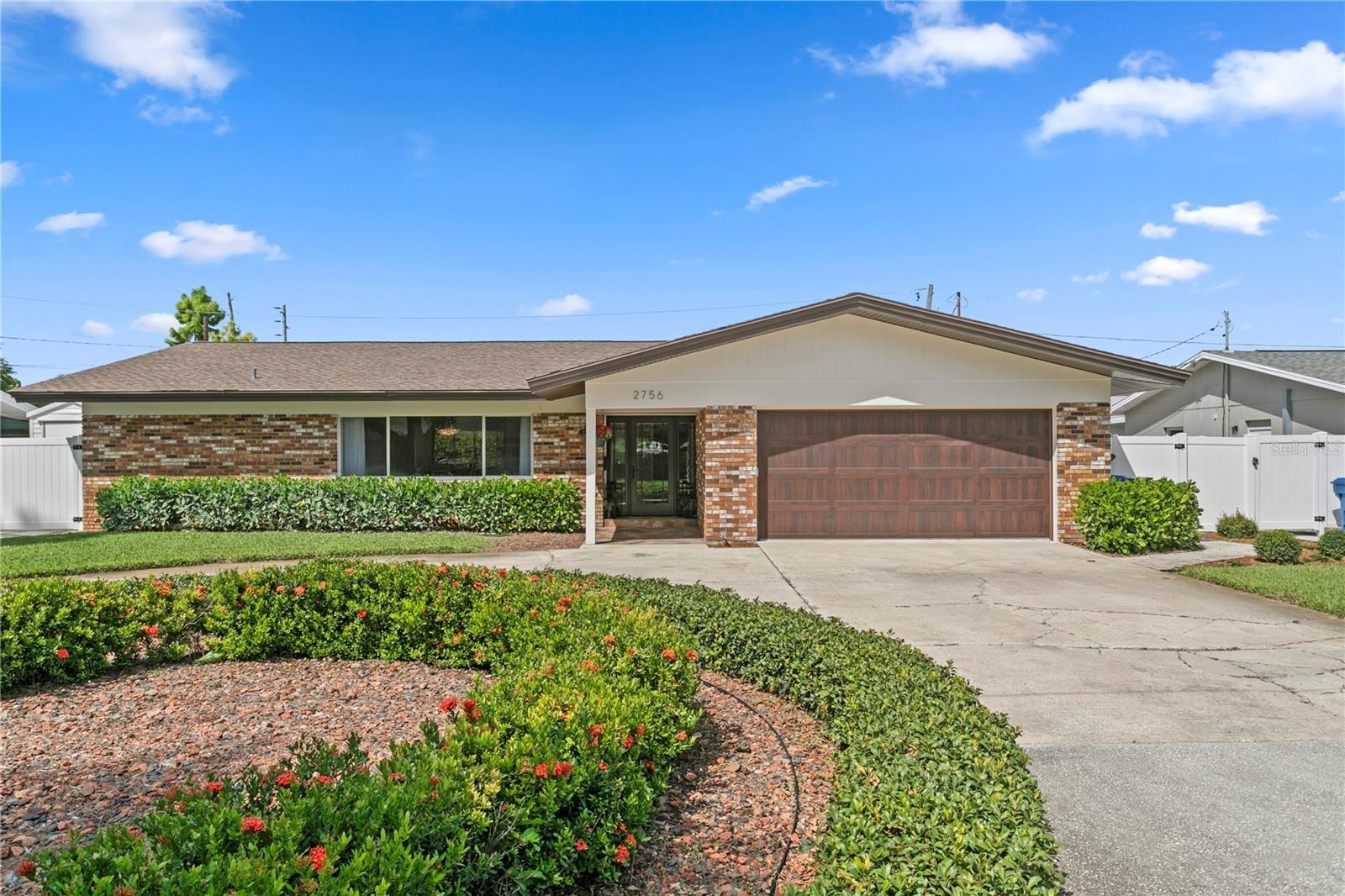 Welcome to 2756 65th Way...a Holiday Park gem!