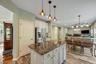 CENTER ISLAND/BREAKFAST BAR