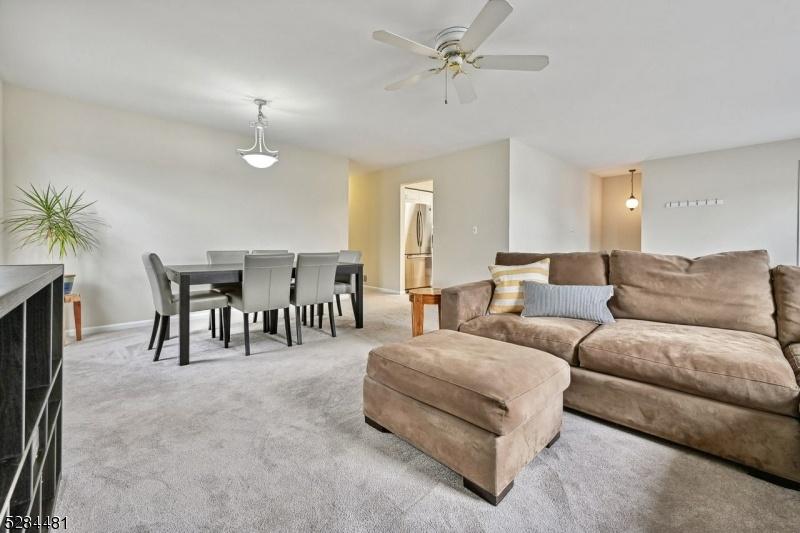 Living Room/Dining Upper Unit