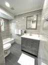 2nd Fl Ensuite Bath wWindow