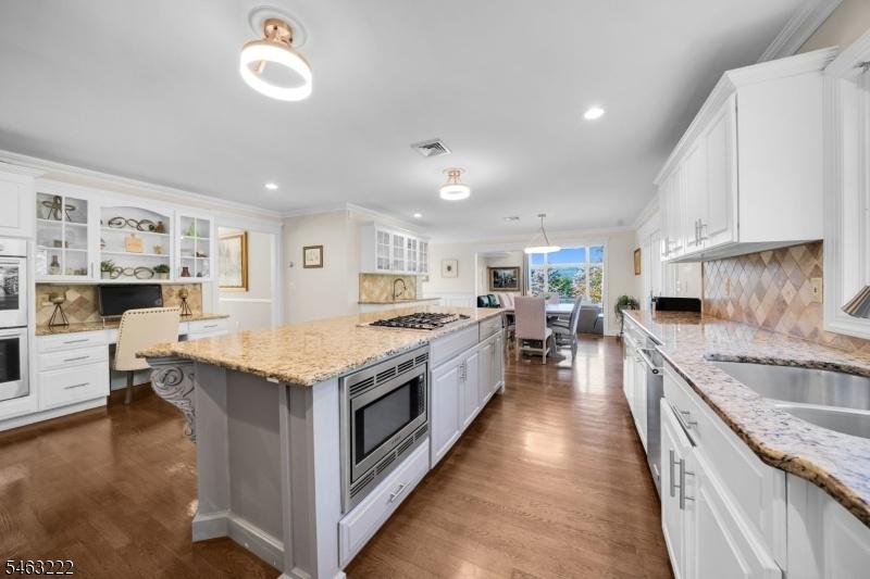 Spacious Kitchen