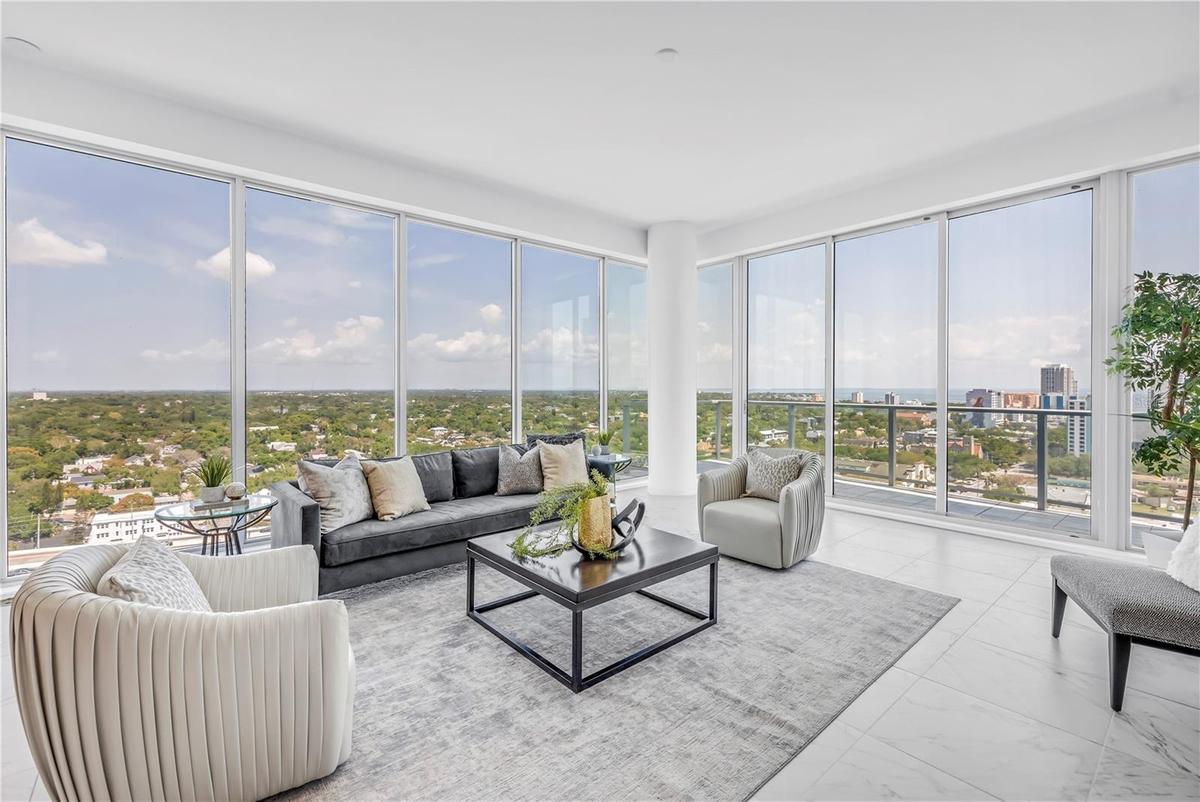 views of Mirror Lake, City Skyline and Tampa bay , can see all the way to Tampa!