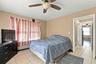 1 bedroom apartment bedroom