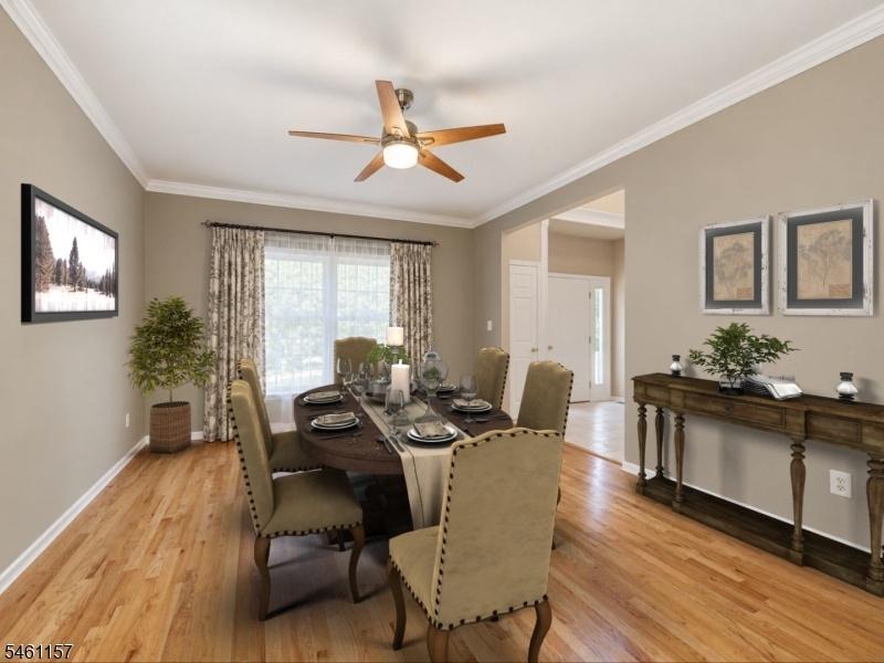 Dining Room VIRTUALLY STAGED