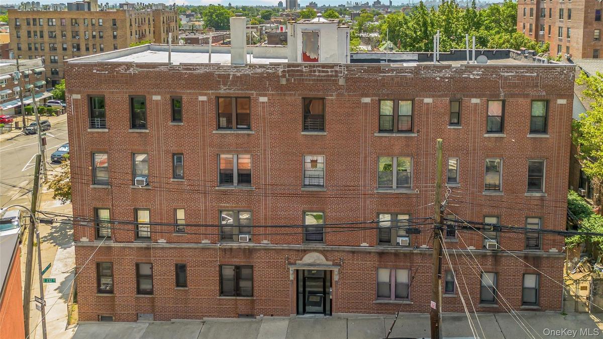 View of apartment building / complex with a view of city