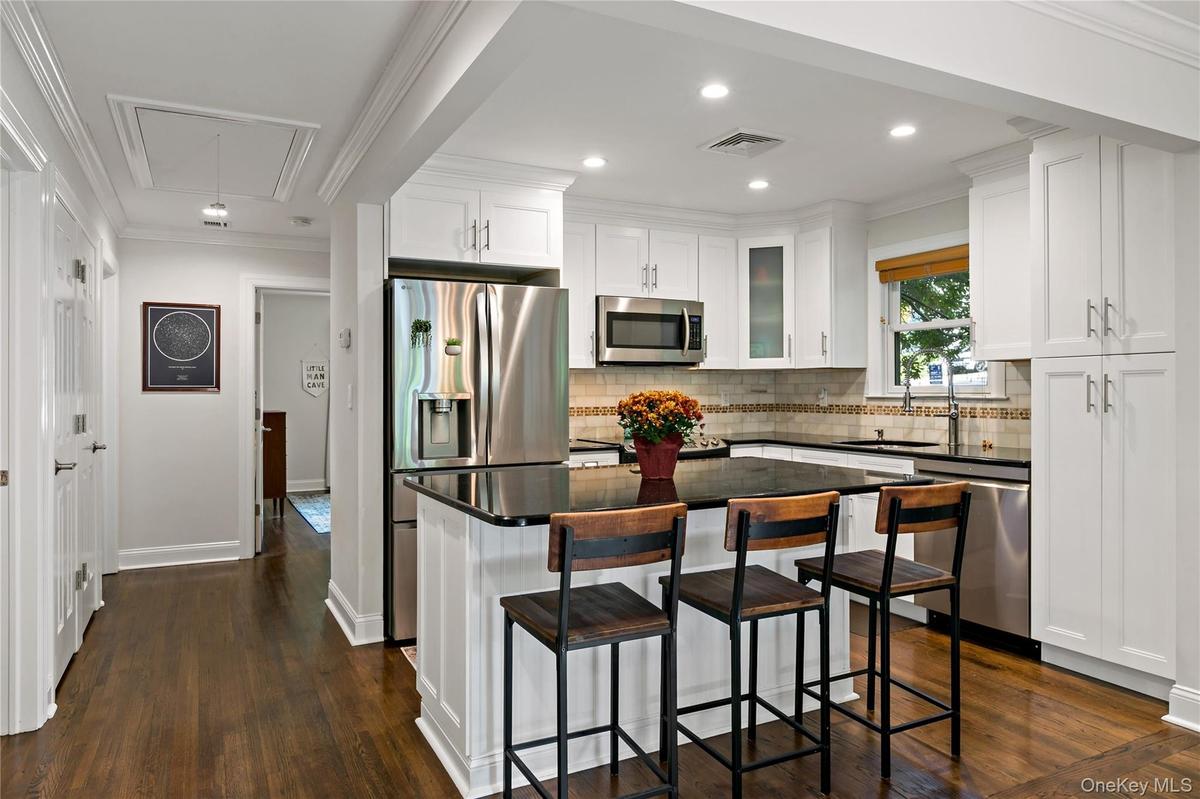 Eat in Kitchen