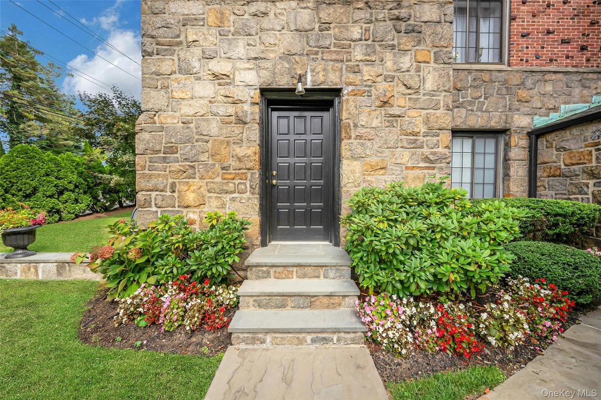 Unit 1A is the ONLY unit with its own private entry door directly into the home.