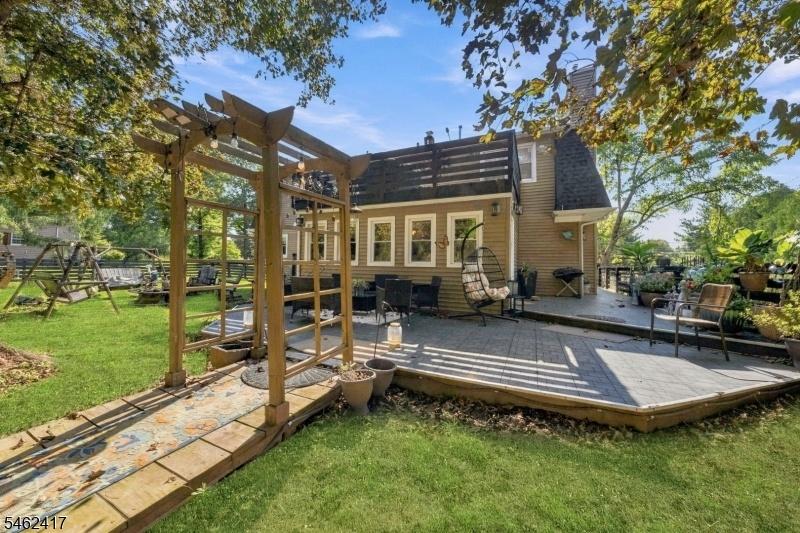 Exterior - Rear Deck