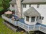 Expansive deck
