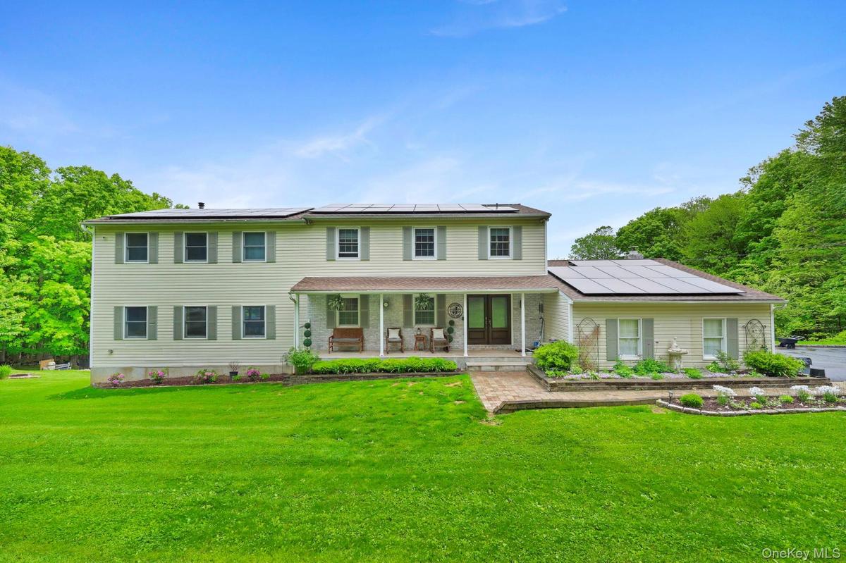 Welcome to 76 Eleanor Drive