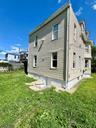Side yard
