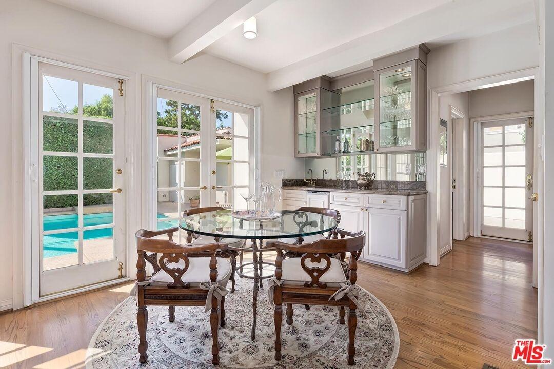 Great Room/Breakfast Area