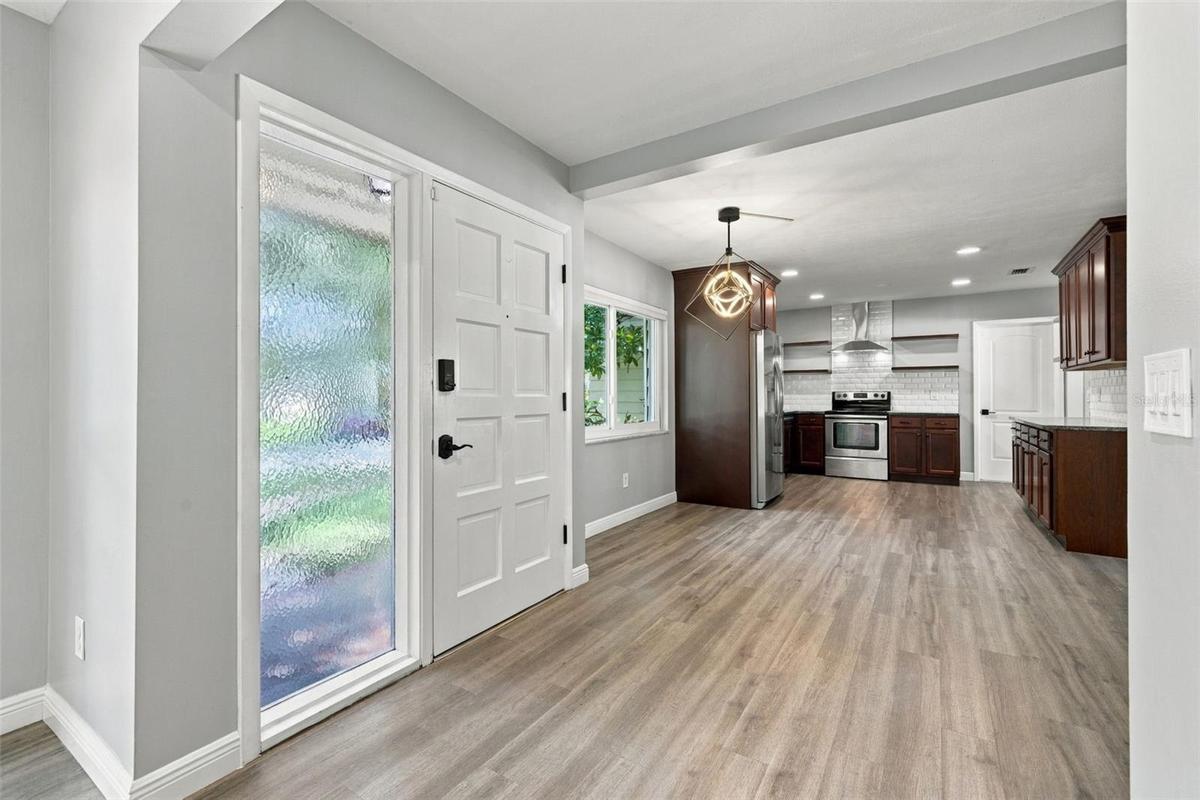This home gets plenty of natural light and has a great floor plan with 3 bedrooms and a bonus room with fireplace!