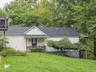 Detached Cottage with own driveway and private deck