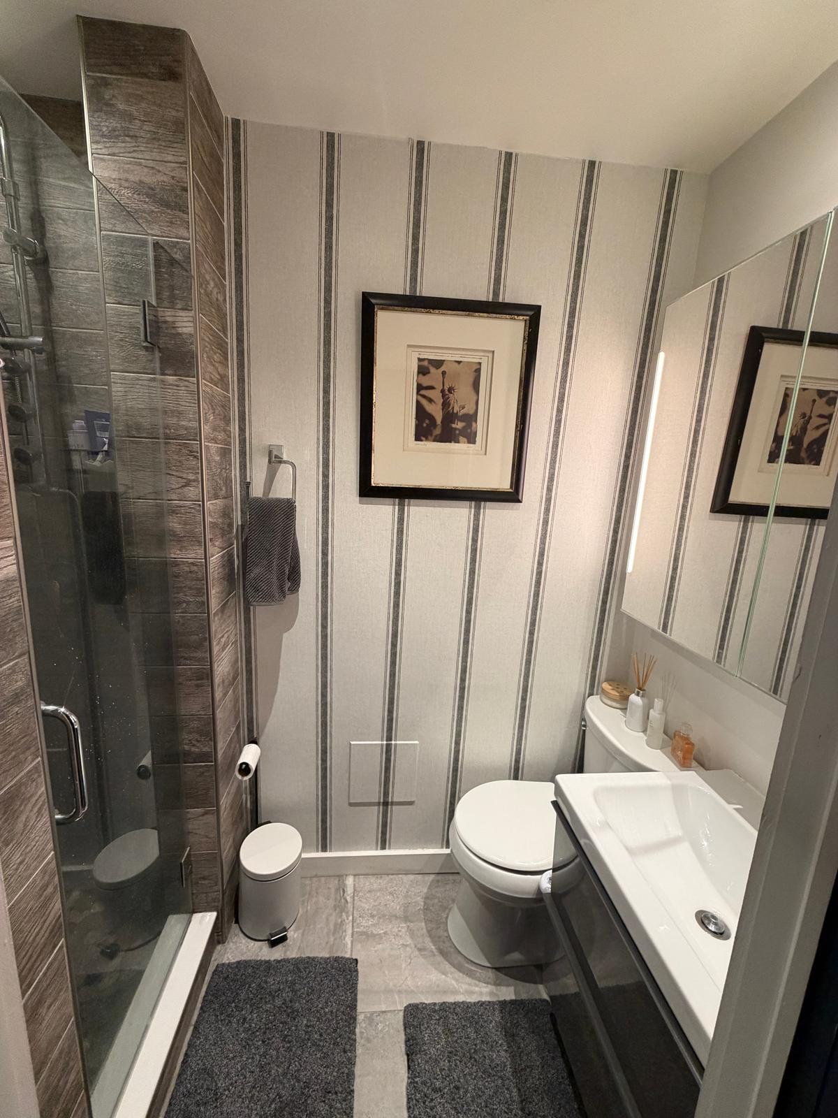 En-suite Bathroom