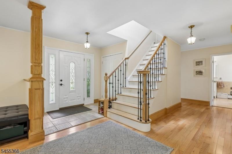Foyer/Entry