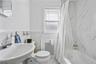 Bath 2 - 2nd floor