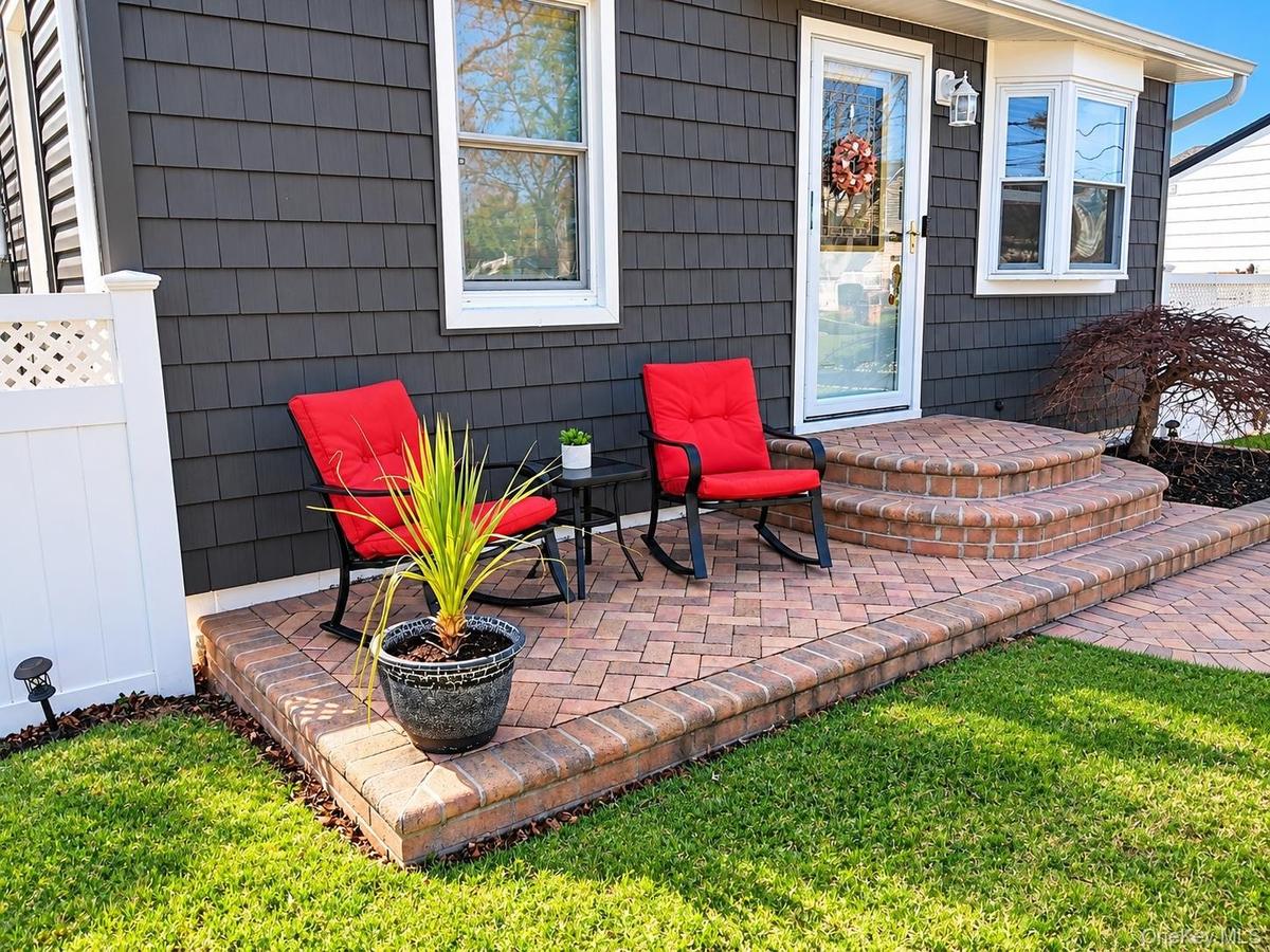 Sitting Area and Front Entrance to Home