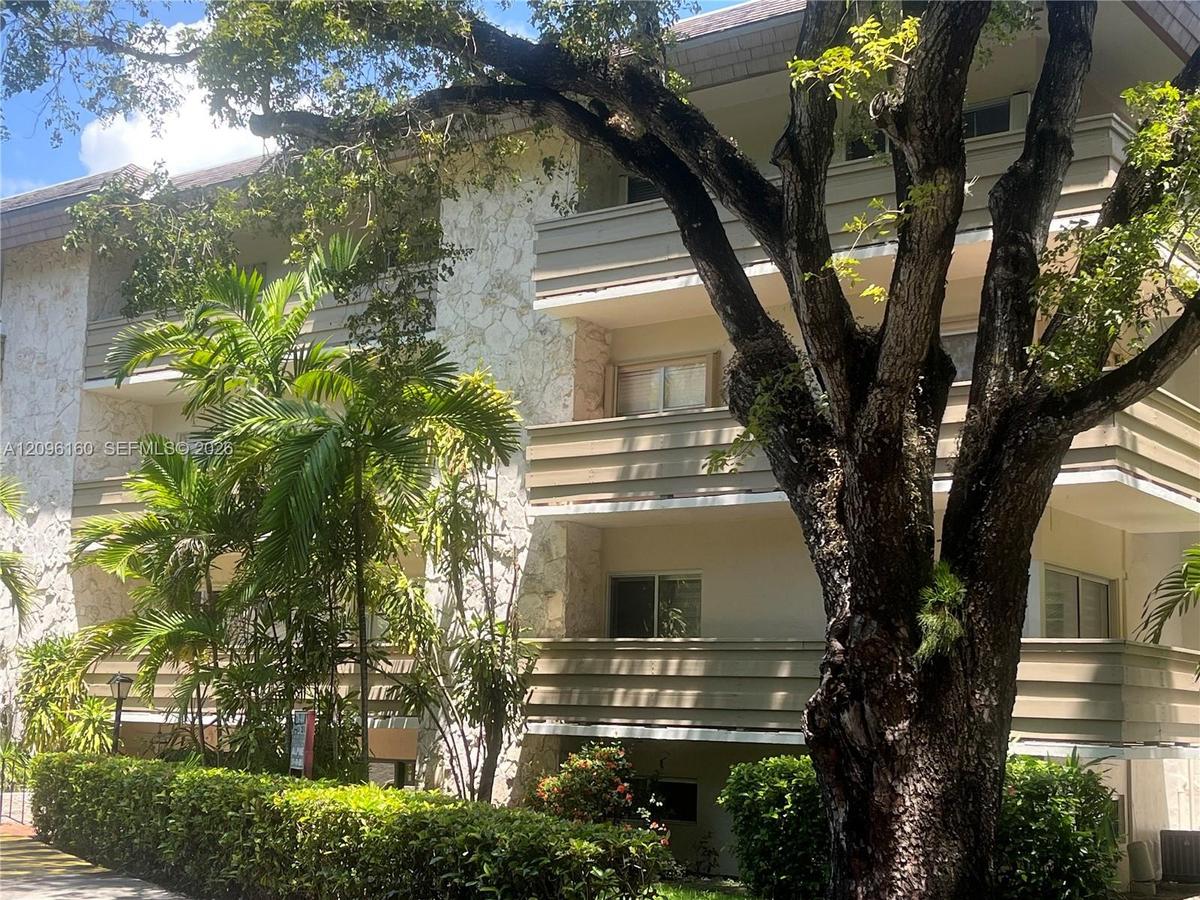 Front of building; just painted on Tree-Lined Mariposa AVenue