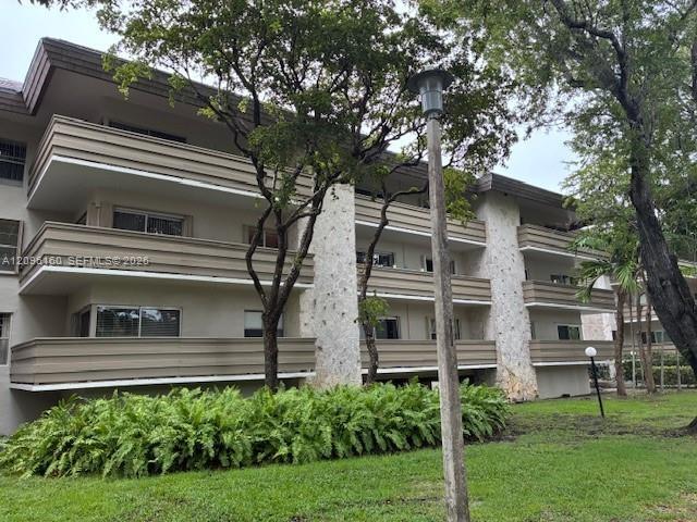 Front of building; just painted on Tree-Lined Mariposa AVenue