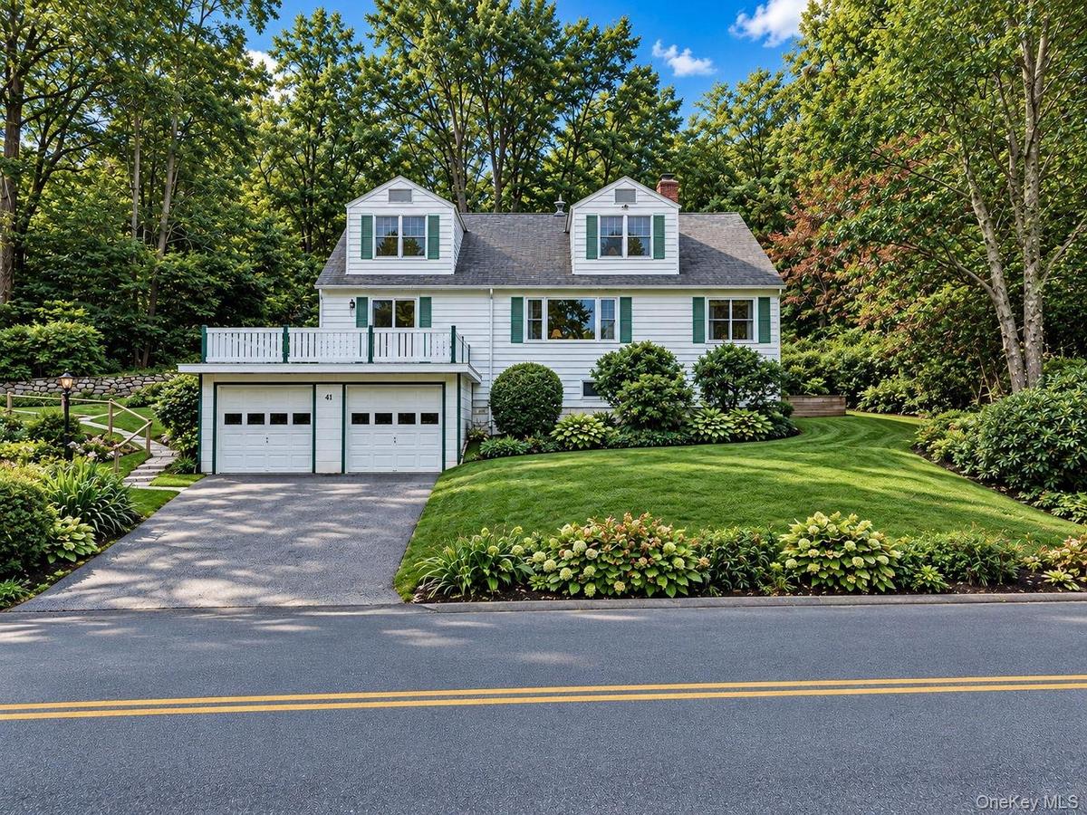 2 Car Garage entry