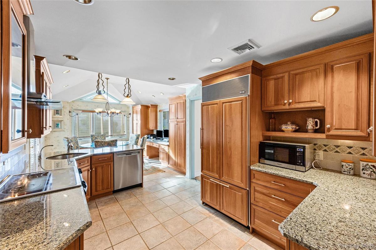 Lots of Cabinets