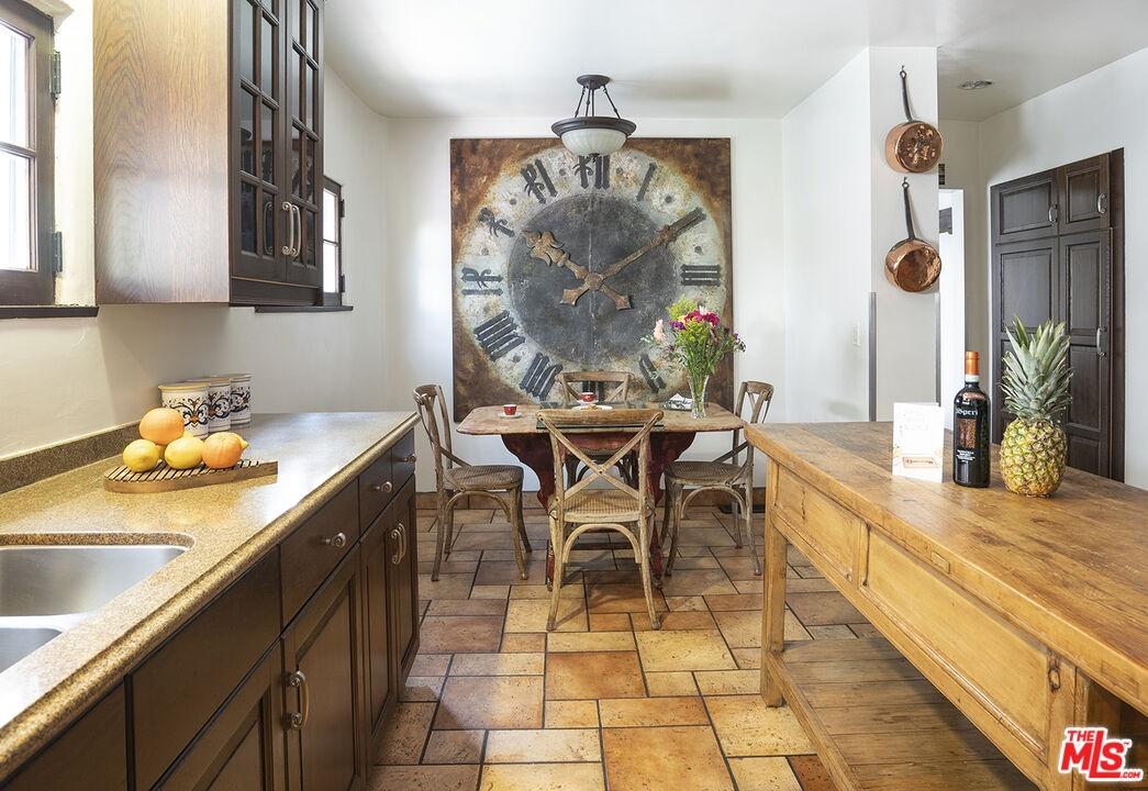 kitchen island
