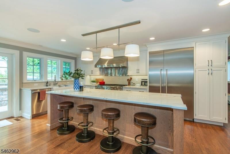 Breakfast Bar