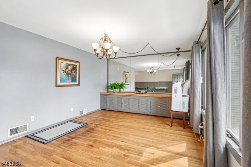 Living / Dining