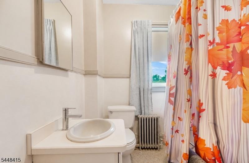Unit 1 Bathroom