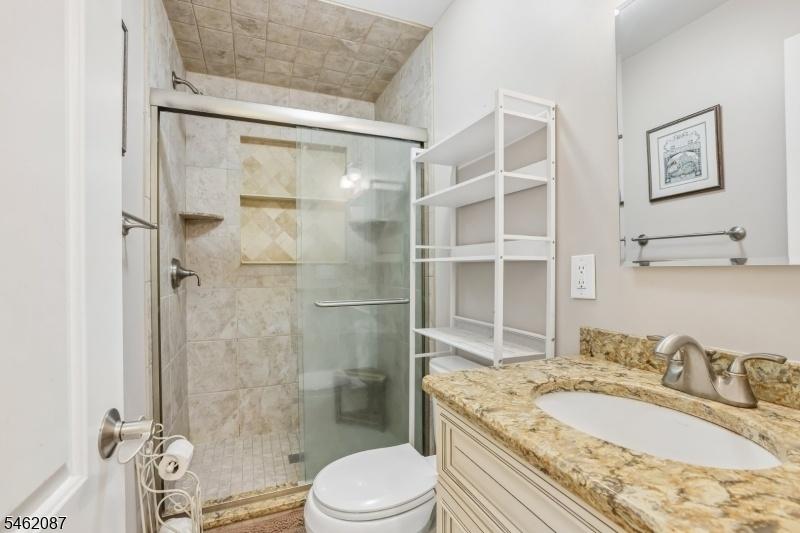 1st Floor Full Bathroom