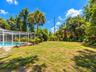 LARGE BACK YARD