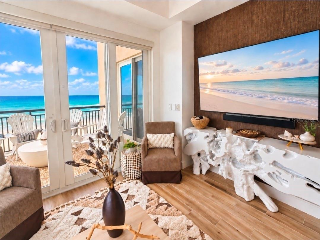 VIEWS OF THE OCEANLIVING ROOM