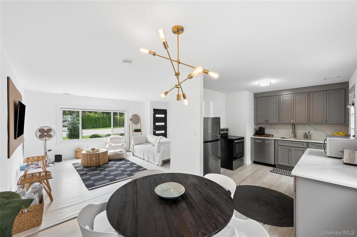Master Angle- Living Area