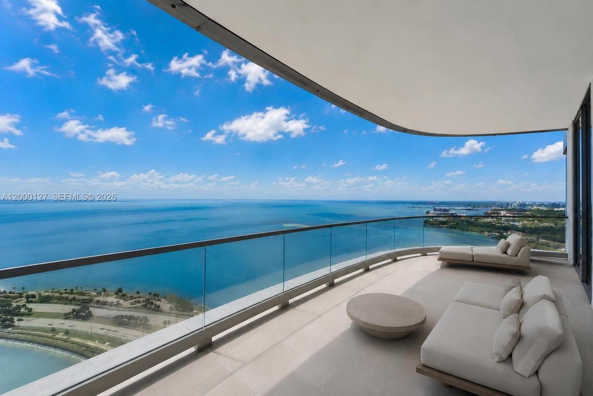 UNA Residences Brickell Terrace. Virtually Staged.